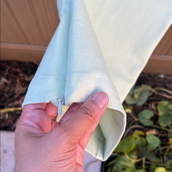 St John Sport Women's Light Green Cropped Ankle Zip Pants Medium Cotton Stretch - Picture 8 of 11